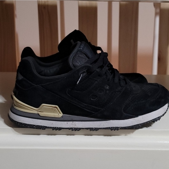 SAUCONY + Club Monaco COURAGEOUS Sneakers - Picture 2 of 6